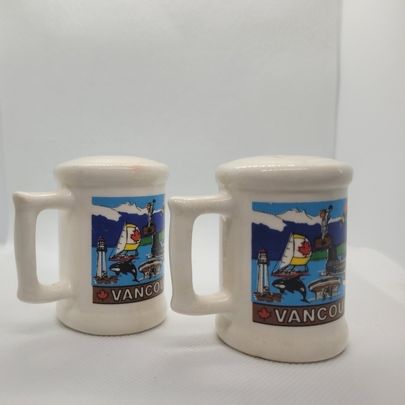 Vintage Mini Vancouver Salt and Pepper Shakers - Picture 2 of 6